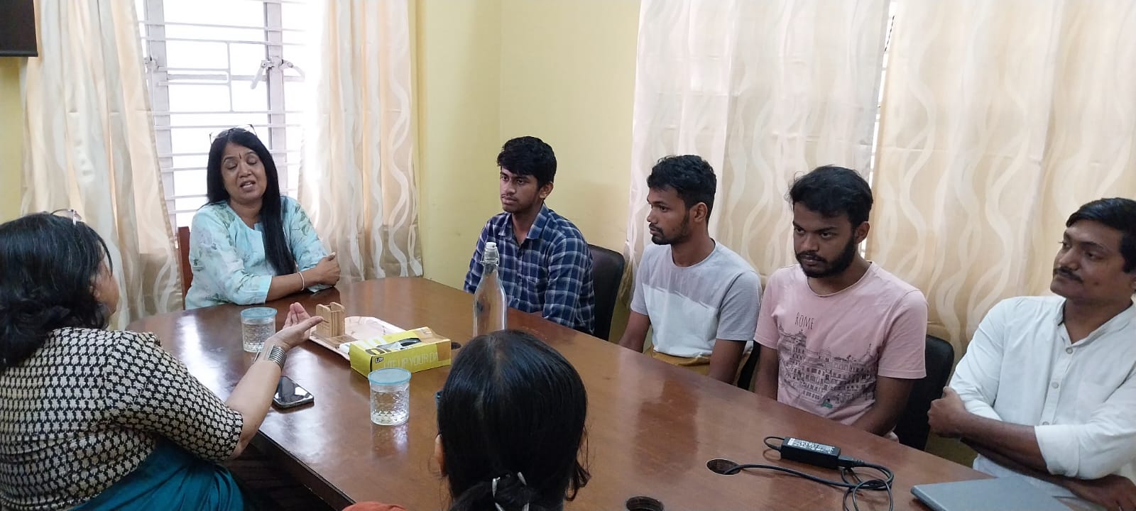 Mukti Tss Hosts Sponsor Student Meeting With Ms. Ramya Nageswaran